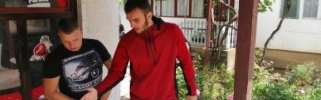 BILI SU NERAZDVOJNI, ZAJEDNO OTIŠLI I U SMRT! STRAŠNO JE TO KAD VAM JAVE DA VAM JE DETE NASTRADALO Potresni detalji iz života nastradalih mladića kod Tivta!
