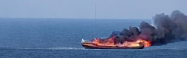 POVREĐENI ŽENA I PETORO DECE: Užas na vodi, sudar barže sa jedrilicom!