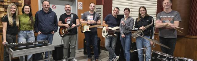 „Lečeni muzičari“ u misiji dobrog zvuka: Hemofarmovi VIS Midoli prvi put na BIZBendovima