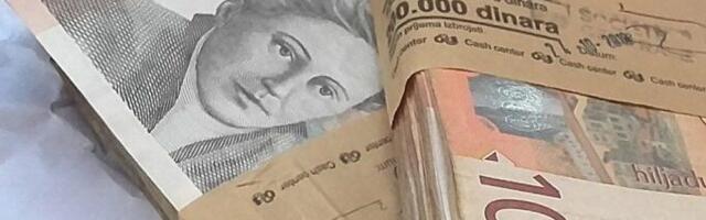 Prosvetarima stiže povećanje: Plate veće za 5,1 odsto od 1. januara