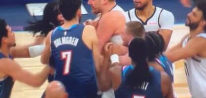 Pogledajte kako je izgledao haos na meču Oklahome i Denvera: Jokić u klinču sa igračima Tandera (GALERIJA)