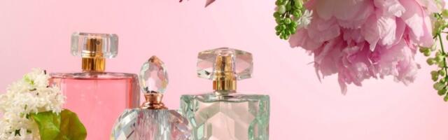 5 zavodljivih prolećnih parfema: Mirisi zbog kojih će svi okretati glavu za vama