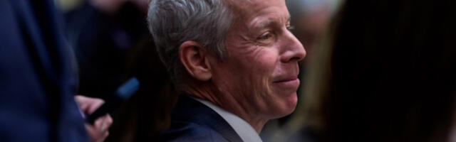 САД нису спремне да обезбеде транзит нафтних танкера кроз Ормуски мореуз