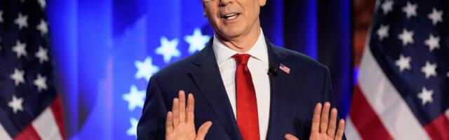 "TRAMP VAS ŽELI ODMAH": Ministru finansija SAD hitno prekinuli intervju, predsednik ga zvao u  Situacionu sobu Bele kuće (VIDEO)