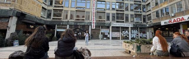 Vlast tvrdi da je zbog blokada bilo 11.500 manje diplomiranih studenata: Šta pokazuje statistika univerziteta?