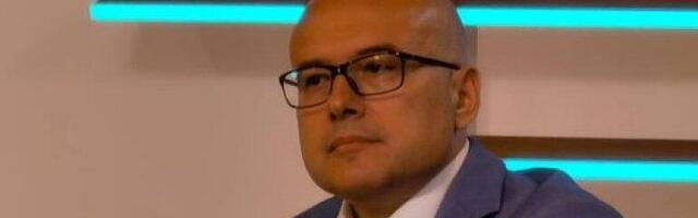 VUČIĆ IM NABIJA SVE VEĆE KOMPLEKSEI! Vučević reagovao na skandalozan tekst o srpskom predsedniku u hrvatskim medijima!