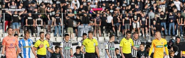 (POLUVREME) VEOMA SADRŽAJAN MEČ U HUMSKOJ: Četiri gola, crveni karton, na poluvremenu- izjednačeno! (VIDEO)