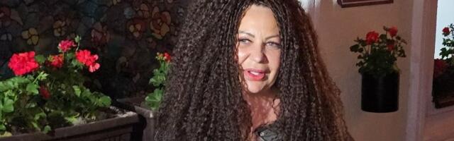 Stoja promenila lični opis - Evo kako pevačica sada izgleda (FOTO)