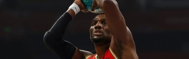 Strašno zakucavanje Izundua! Zvezdin Nigerijac raspalio atmosferu u Areni (VIDEO)