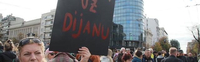 Studenti FDU o izveštavanju RTS-a o događajima ispred Skupštine: Kada ćete shvatiti da niste svete krave?