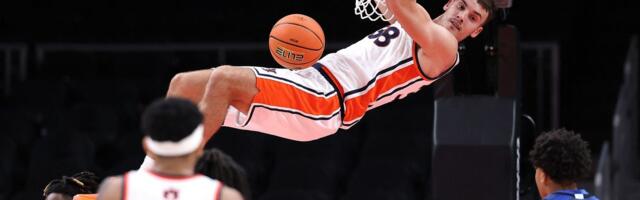 Filip Jović odigrao meč karijere: Pešić ga pre godinu dana stavio na spisak, Srbin danas "oduvao" na koledžu