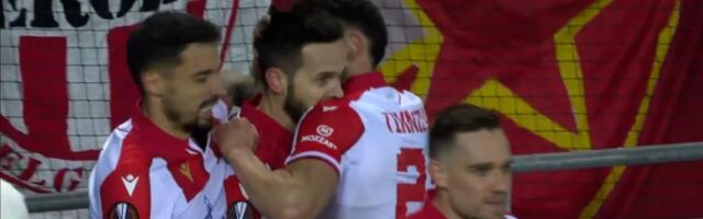 Ivanić dao gol, Arnautović dva puta bacio trenerku na pod od radosti: Ovako je Zvezda dala i proslavila gol u Gracu