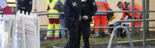 SVE JE BLOKIRANO! Autobus udario u zgradu, POGINULA DEVOJČICA - vozilo sletelo sa puta, ima mnogo povređenih!