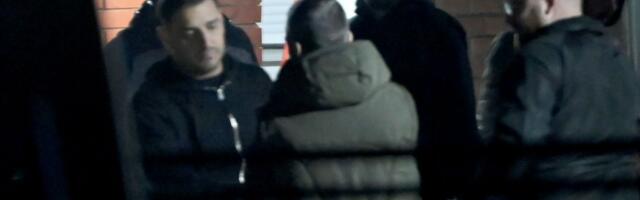 "IZGUBIO SAM POLA SEBE!" Darko Lazić slomljen od bola nakon stravične pogibije brata: Pevač grca u suzama, njegove reči kidaju dušu!