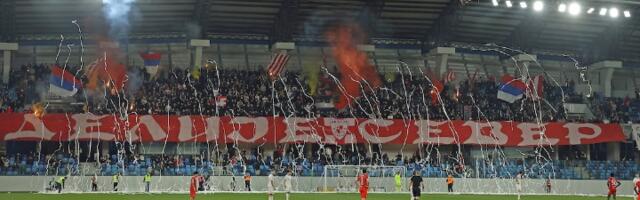 "Delije" ukrale šou u Loznici - prekid, pa poruka Ratku Mladiću (FOTO)