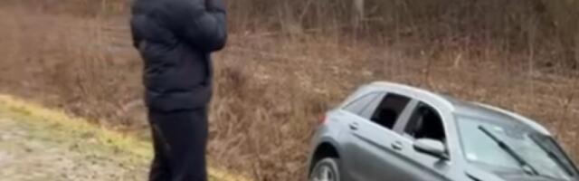 UZNEMIRUJUĆE! Prvi snimak s mesta nezgode našeg pevača - automobil sleteo s puta! (VIDEO)