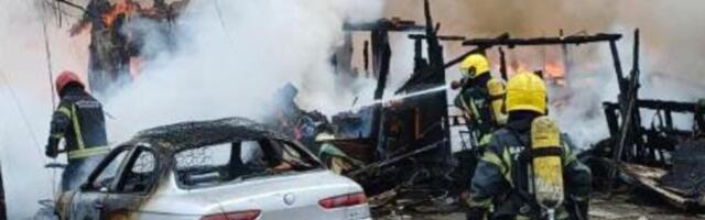 Otkriveno šta je gorelo na Čukaričkoj padini! Vatrogasci se izborili sa buktinjom, vatra se širila na sve strane