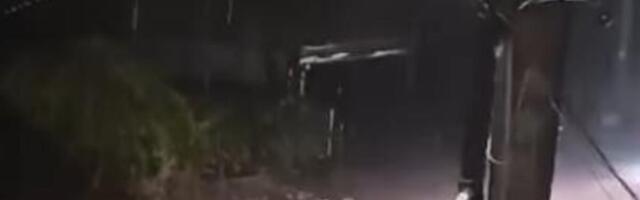 Ulice poplavljene, pokidani vodovodi, požari... Strašna oluja pogodila ovaj grad u Srbiji (VIDEO)