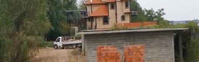 "Srušiti sve nelegalne objekte u zaštićenim područjima"