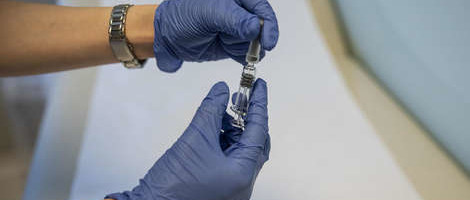 Čumakov: Klinička ispitivanja vakcine protiču dobro