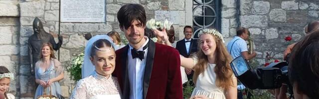 DVA PUTA MU REKLA "DA", PA GA ZAUVEK OTPISALA! Ko je BIVŠI ZET ANICE DOBRE? Nema čime se ne bavi