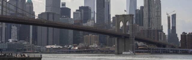 Revolucija u Njujorku: Plutajući plivački bazen na Ist Riveru