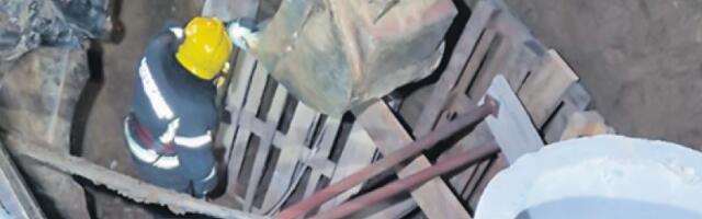 Више од седам сати спасавао затрпане раднике