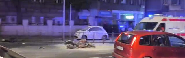 STRAVIČNA NESREĆA U CENTRU BEOGRADA Motor planuo, vozač ostao na mestu mrtav