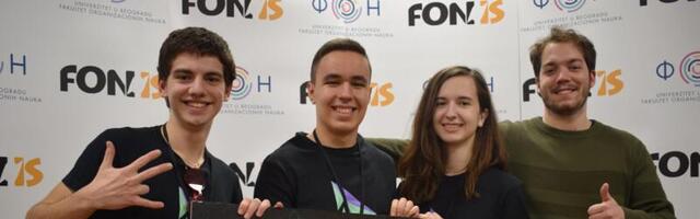 KRALJEVAČKI GIMNAZIJALCI POBEDNICI ČEVRTOG HAKATONA