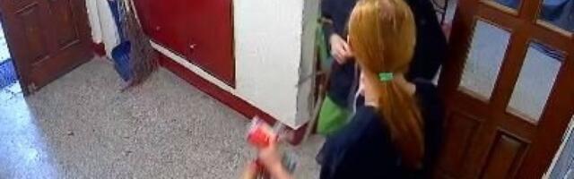 Tukao maloletnika u holu zgrade, pa proglašen neuračunljivim! Starac prebačen u zatvorsku bolnicui!