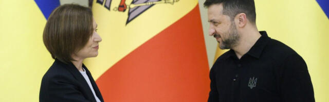 Зеленски би у политички пад повукао и власт у Кишињеву