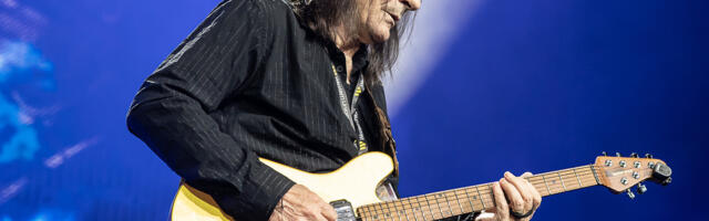 Dado Topić i prijatelji Beograđanima priredili pravi praznik rokenrola u MTS Dvorani: Proslava jubileja 60 godina karijere nastavlja se i sutra