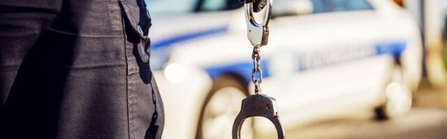 Lisice za razbojnike iz Smedereva: Uhapšeni zbog pokušaja pljačke zlatare