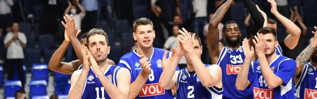 Milojević hita sa Plavima do drugog trofeja: Budućnost napravila brejk u Topolici