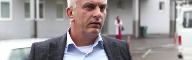Dr Pljakić: Mahmutoviću bilo preče da mitinguje, dok mu ljudi umiru po hodnicima