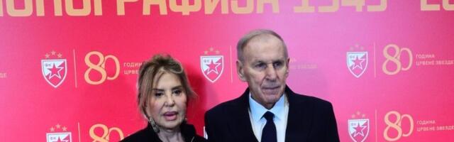 Žena Dragana Džajića se onesvestila na promociji monografije Crvene zvezde