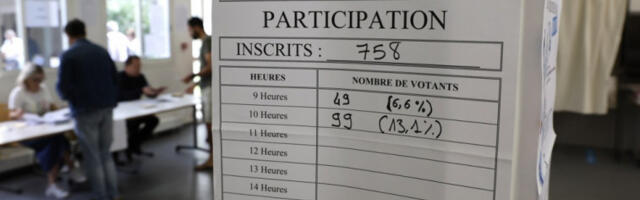 Киша сквасила десетине хиљада гласачких листића