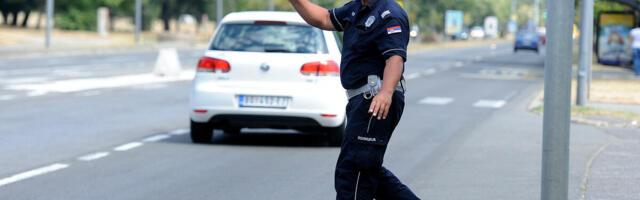 Crnogorska policija ovo ne prašta, a mnogi Srbi rade! Počelo kažnjavanje uz pomoć dronova, pojačane kontrole!