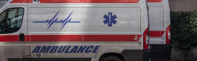 Auto sleteo sa puta u Rakovici, povređene dve osobe