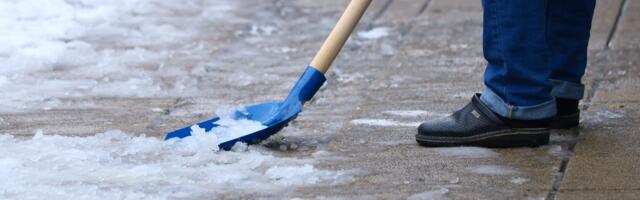 Top 10 saveta kako bezbedno ukloniti sneg i led sa trotoara i prilaza domovima: U jednom potezu SVI grešimo