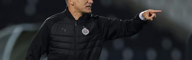 (VIDEO) Grobari skandiraju Srđanu Blagojeviću na povratničkom meču