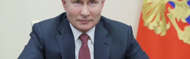 Putin naložio masovnu vakcinaciju, poručio da je ruska vakcina najbolja