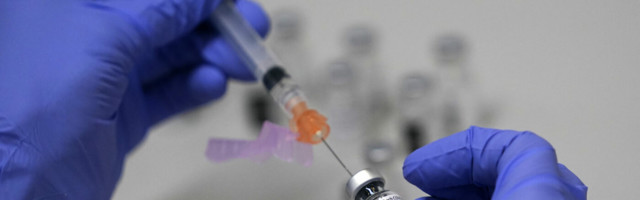 Američki stručnjaci ODBILI predlog za treću dozu Fajzerove vakcine