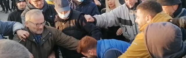 Tuča kod Pupinovog mosta u Zemunu
