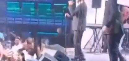 Pao krov jednog od najpoznatijih noćnih klubova tokom nastupa slavnog pevača, čak 18 mrtvih (VIDEO)