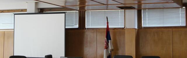 Deset meseci kućnog zatvora Novosađaninu za ranjavanje muškarca u lokalu na Grbavici