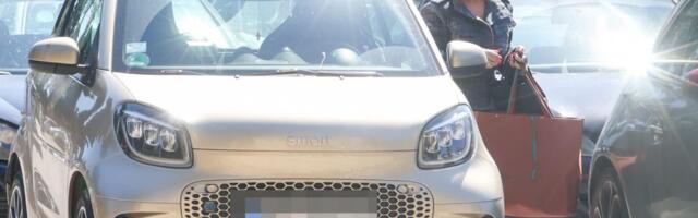 VOZNI PARK ANE SEVIĆ I NJENOG SUPRUGA MILIONERA PROCENJUJE SE NA OKO 400.000€ Evo šta je sve u vlasništvu pevačice i voditeljke