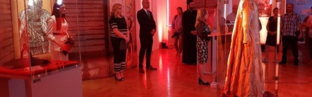 Spomenik kosovskim junacima – svedok epohe! U Kruševcu, u susret Vidovdanu, otvorene dve značajne izložbe! Foto