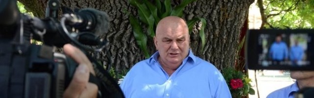 Crnogorski političari su ljubomorni na napredak Srbije, pa bi da izazovu verski rat!