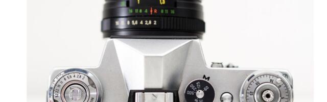 VIDEO: Prodat fotoaparat Lajka koji je pripadao papi Franji